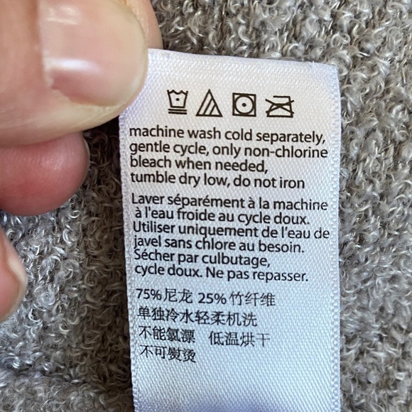 Barefoot Dreams CozyChic Lite Island Wrap, size S/M. Excellent condition - Picture 4 of 13